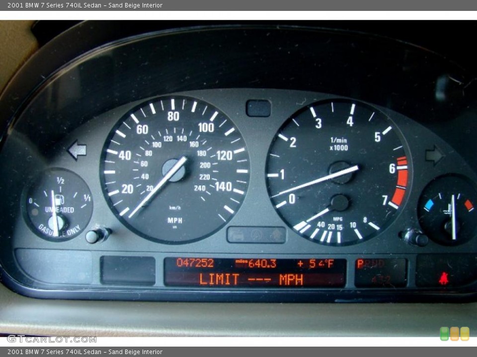 Sand Beige Interior Gauges for the 2001 BMW 7 Series 740iL Sedan #46947261