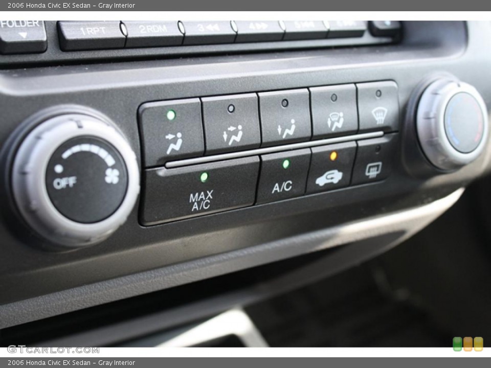 Gray Interior Controls for the 2006 Honda Civic EX Sedan #46947534