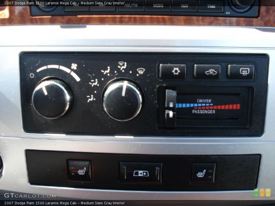 Medium Slate Gray Interior Controls for the 2007 Dodge Ram 1500 Laramie Mega Cab #46947639