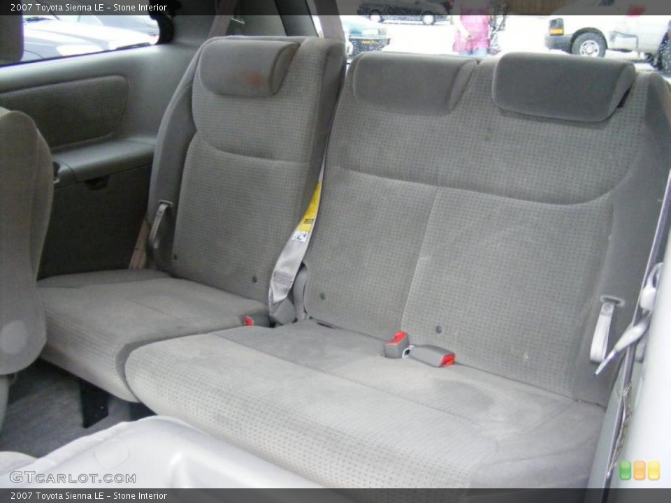 Stone Interior Photo for the 2007 Toyota Sienna LE #46951827