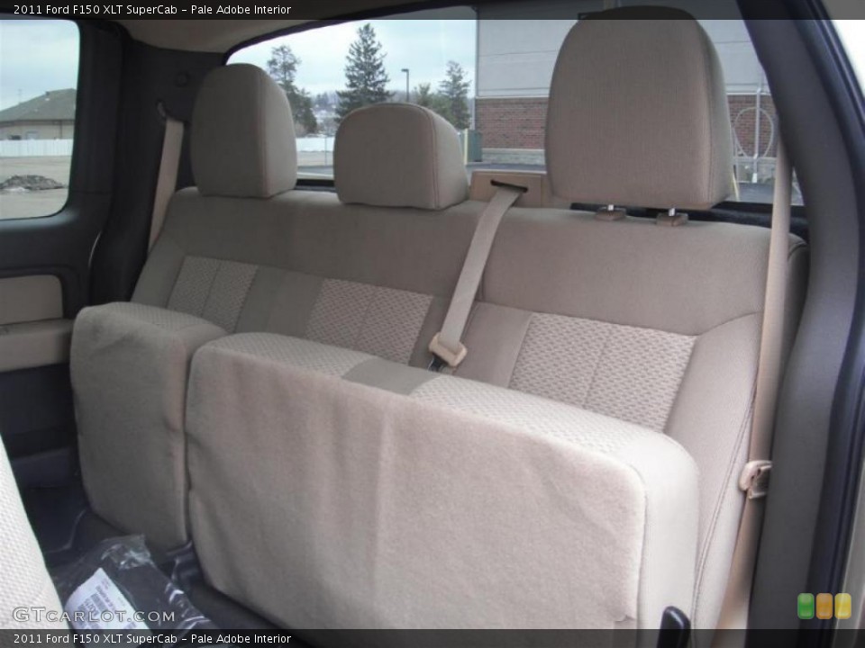 Pale Adobe Interior Photo for the 2011 Ford F150 XLT SuperCab #46952910