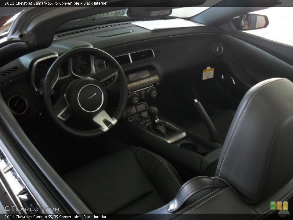 Black Interior Photo for the 2011 Chevrolet Camaro SS/RS Convertible #46954047