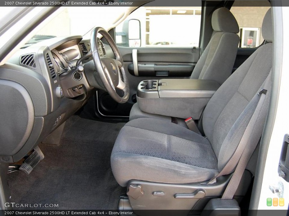 Ebony Interior Photo for the 2007 Chevrolet Silverado 2500HD LT Extended Cab 4x4 #46955454
