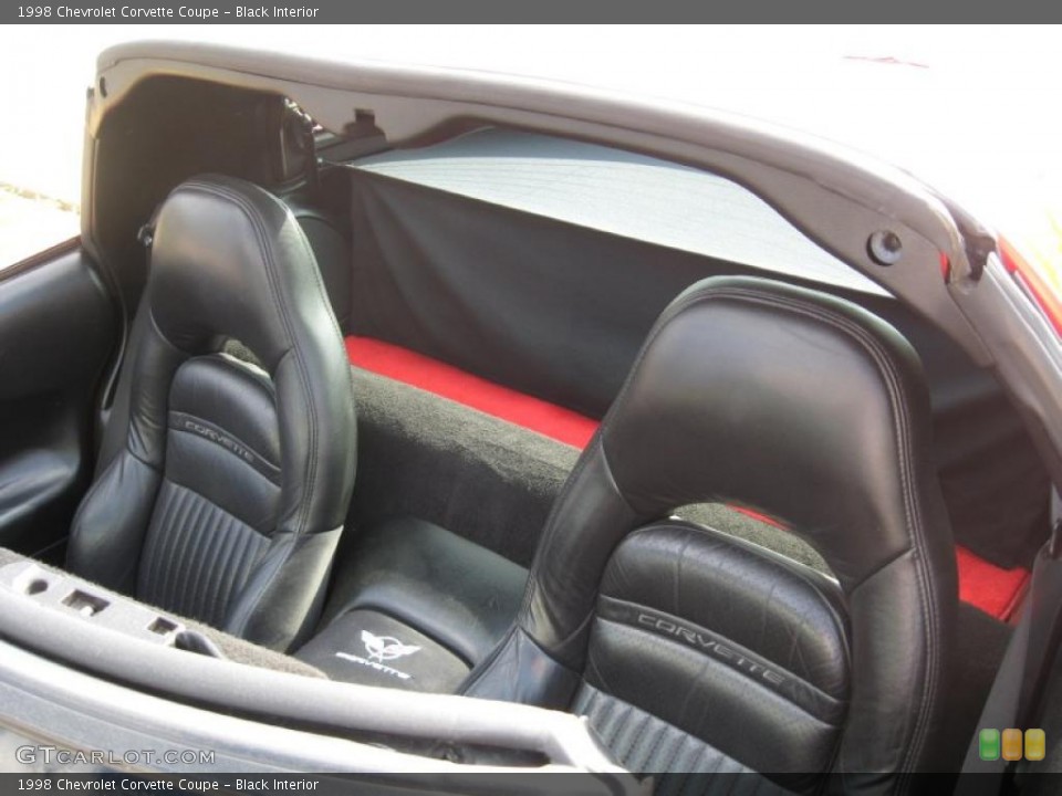 Black Interior Photo for the 1998 Chevrolet Corvette Coupe #46955784