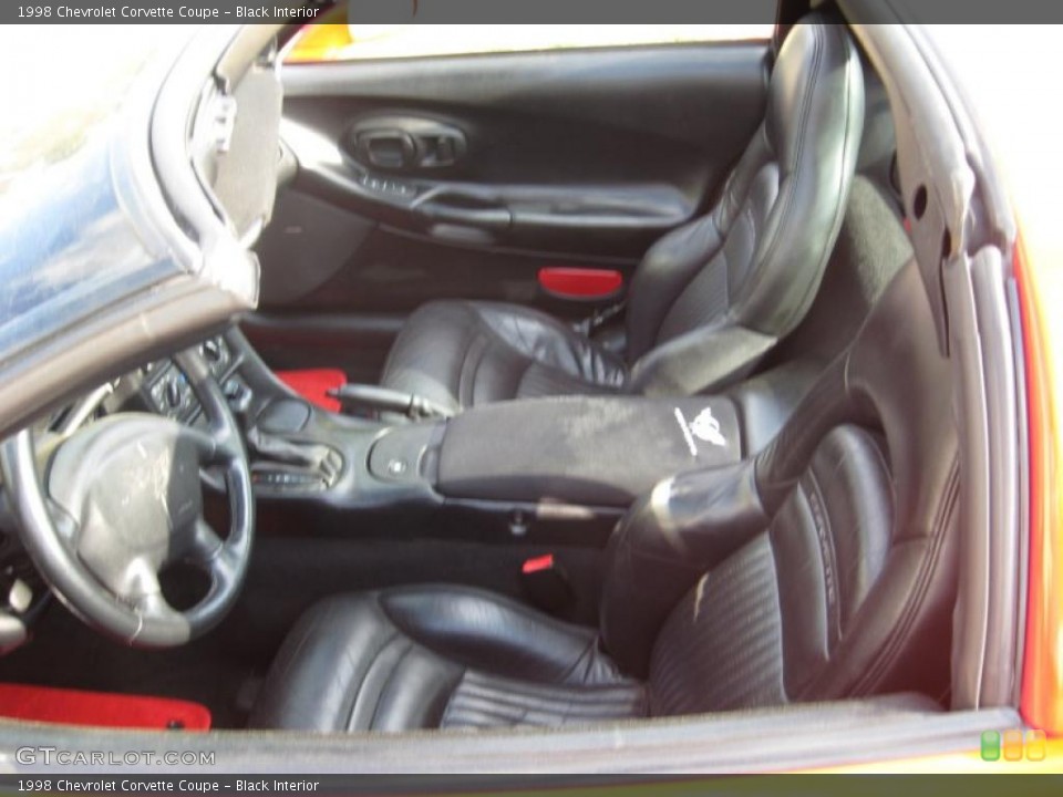 Black Interior Photo for the 1998 Chevrolet Corvette Coupe #46955799