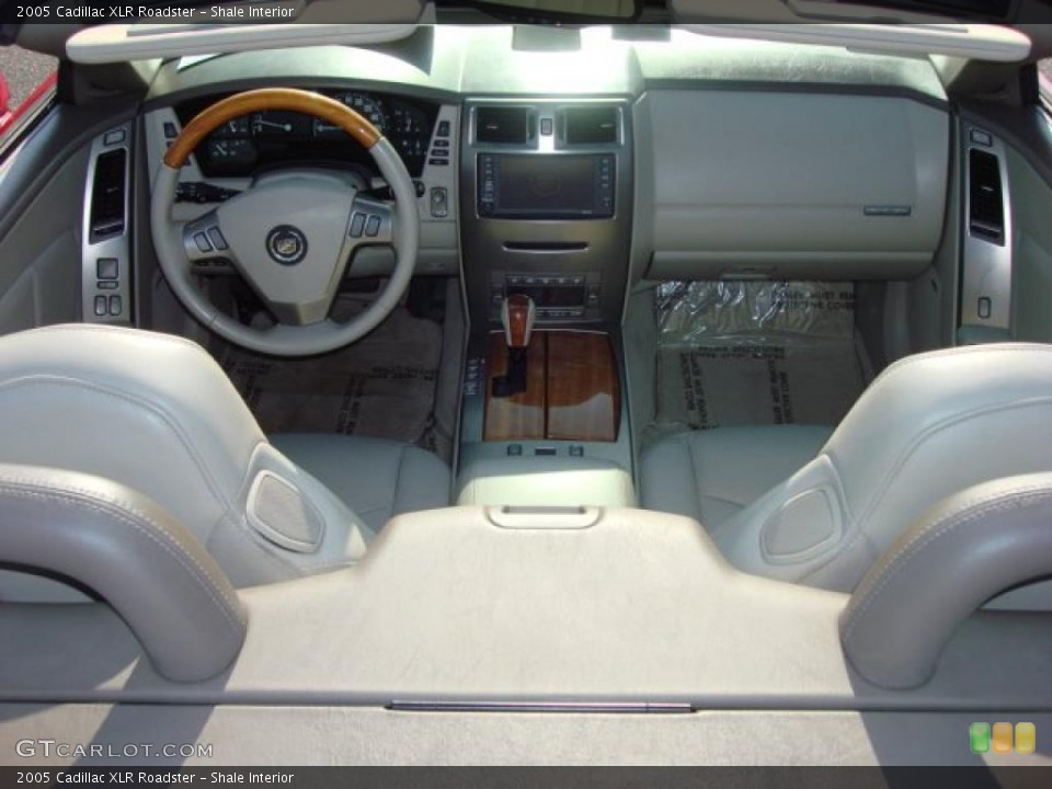 Shale Interior Dashboard for the 2005 Cadillac XLR Roadster #46956411
