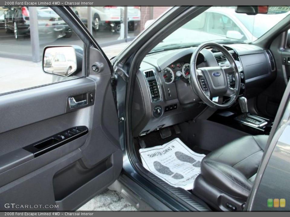 Charcoal Interior Photo for the 2008 Ford Escape Limited 4WD #46958337