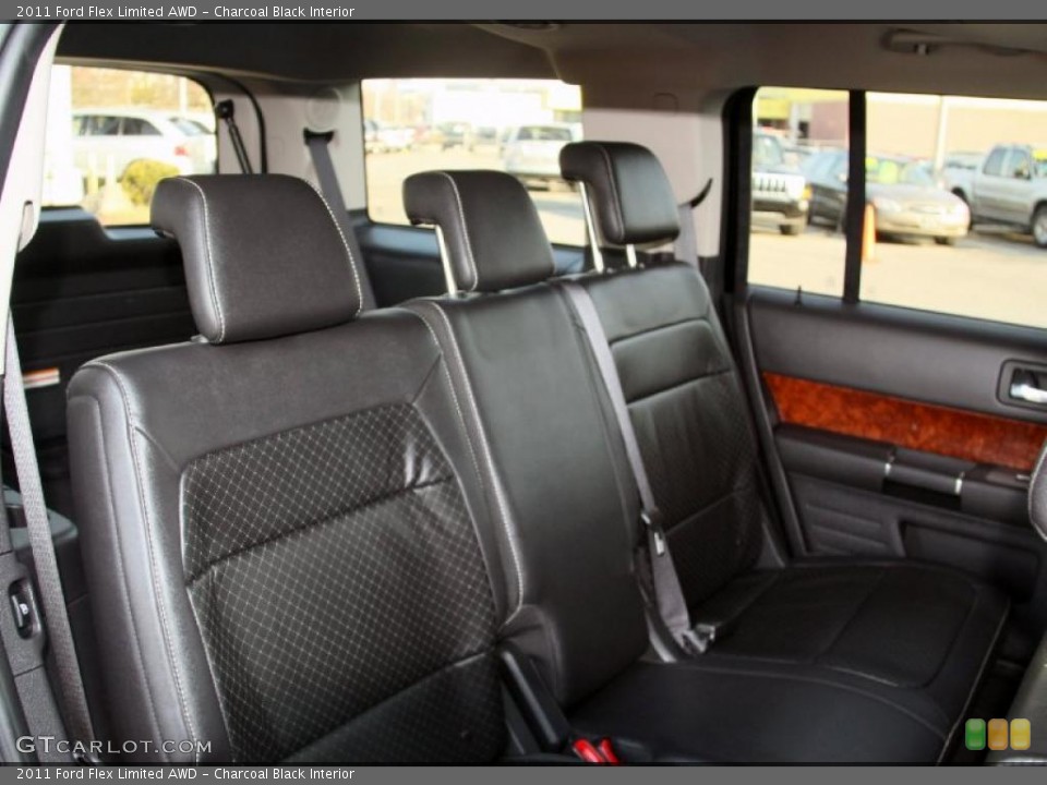 Charcoal Black Interior Photo for the 2011 Ford Flex Limited AWD #46958562