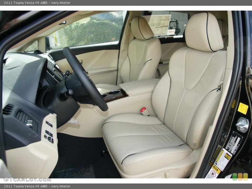 Ivory Interior Photo for the 2011 Toyota Venza V6 AWD #46958715