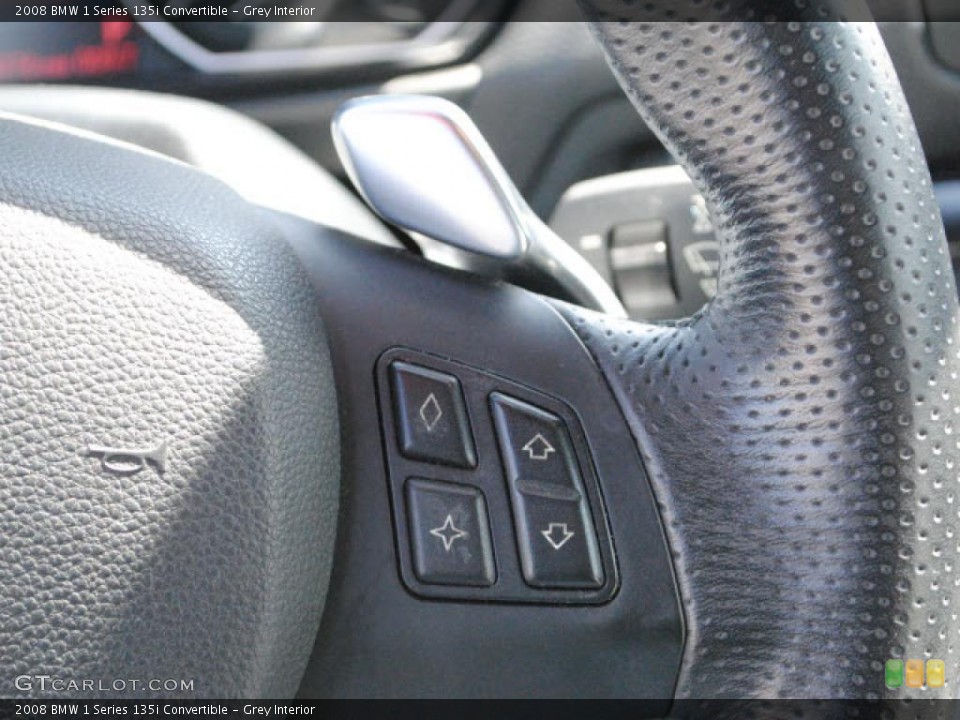 Grey Interior Controls for the 2008 BMW 1 Series 135i Convertible #46960569