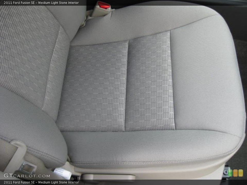 Medium Light Stone Interior Photo for the 2011 Ford Fusion SE #46960989