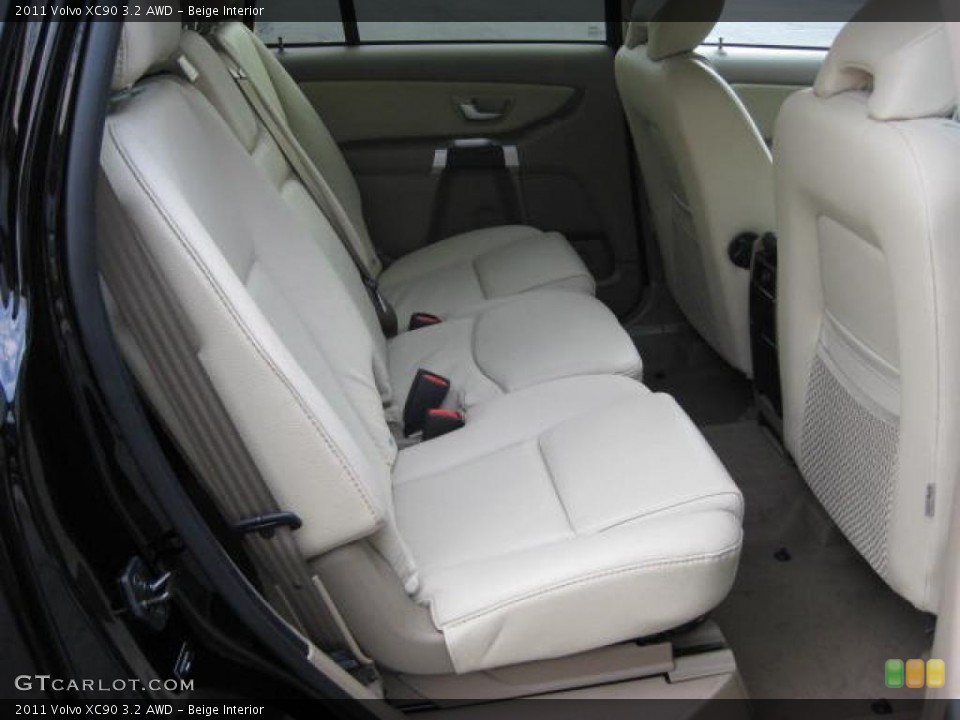 Beige Interior Photo for the 2011 Volvo XC90 3.2 AWD #46962264
