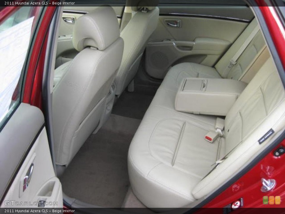 Beige Interior Photo for the 2011 Hyundai Azera GLS #46962552