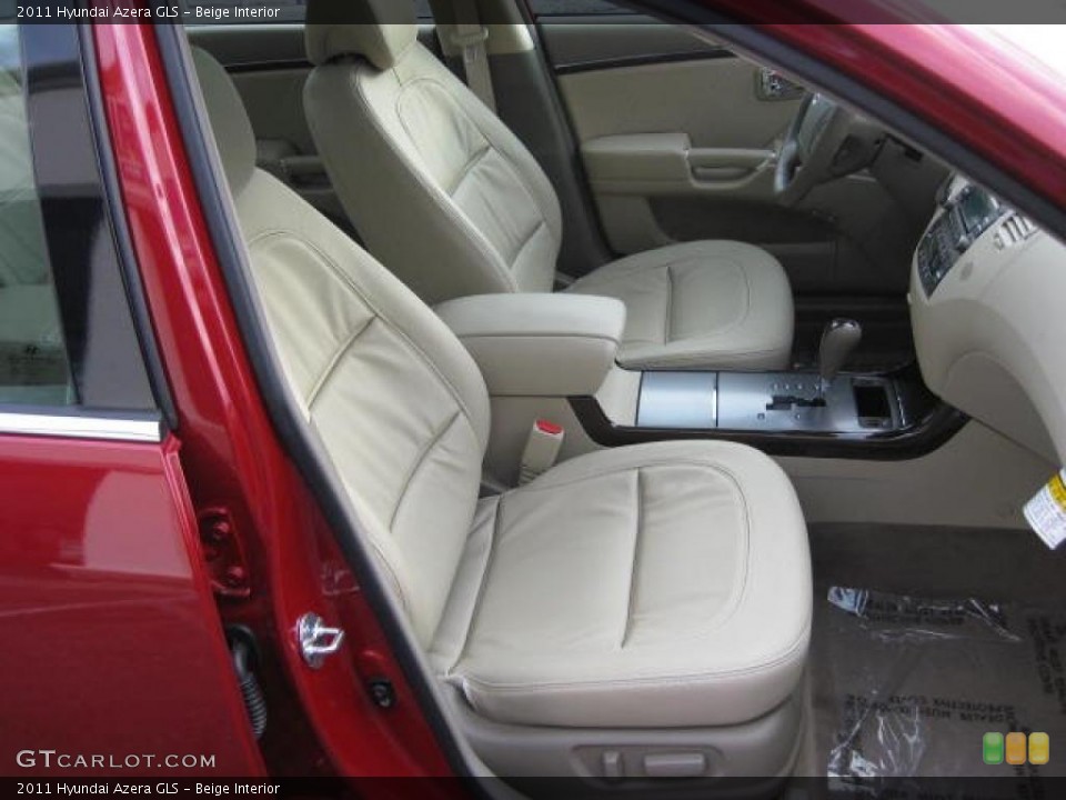 Beige Interior Photo for the 2011 Hyundai Azera GLS #46962594