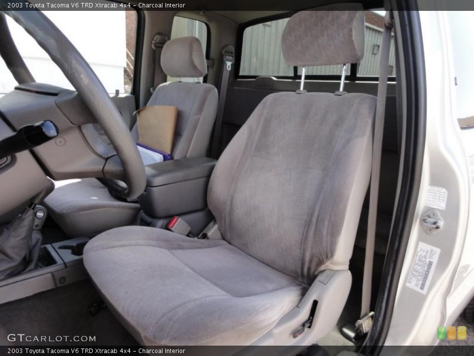 Charcoal Interior Photo for the 2003 Toyota Tacoma V6 TRD Xtracab 4x4 #46964655