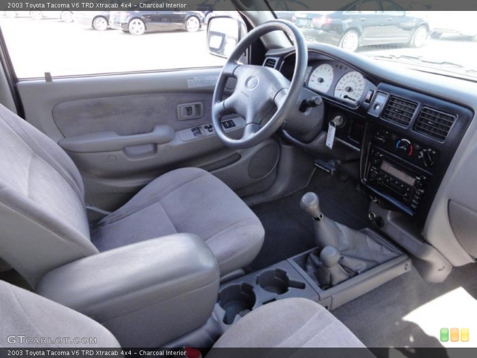 Charcoal Interior Photo for the 2003 Toyota Tacoma V6 TRD Xtracab 4x4 #46964679