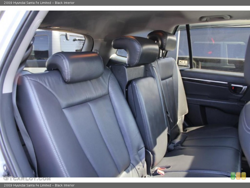 Black Interior Photo for the 2009 Hyundai Santa Fe Limited #46965762