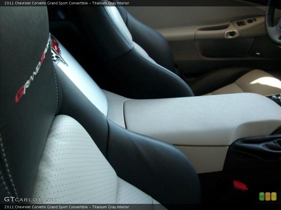 Titanium Gray Interior Photo for the 2011 Chevrolet Corvette Grand Sport Convertible #46968405