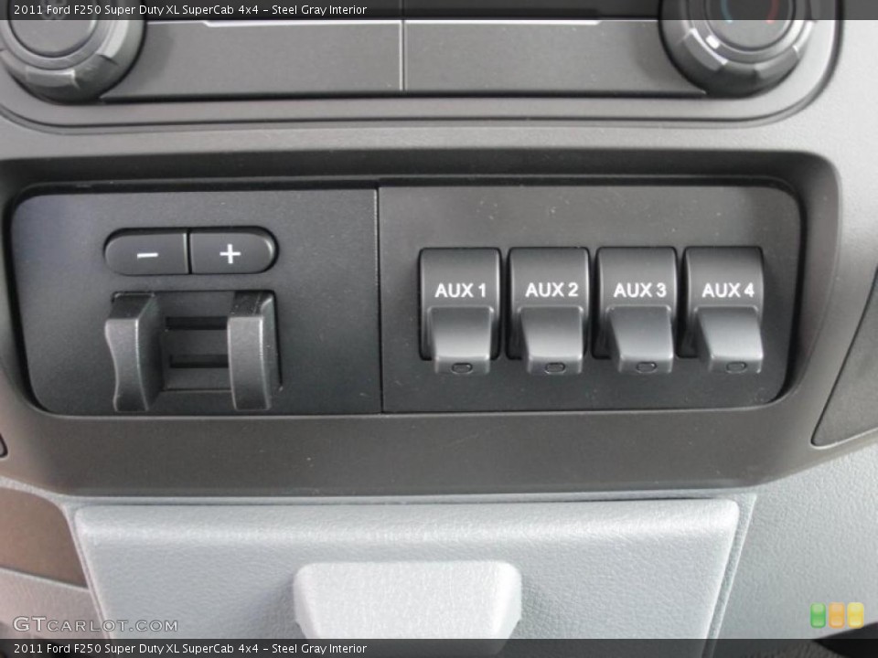Steel Gray Interior Controls for the 2011 Ford F250 Super Duty XL SuperCab 4x4 #46971240