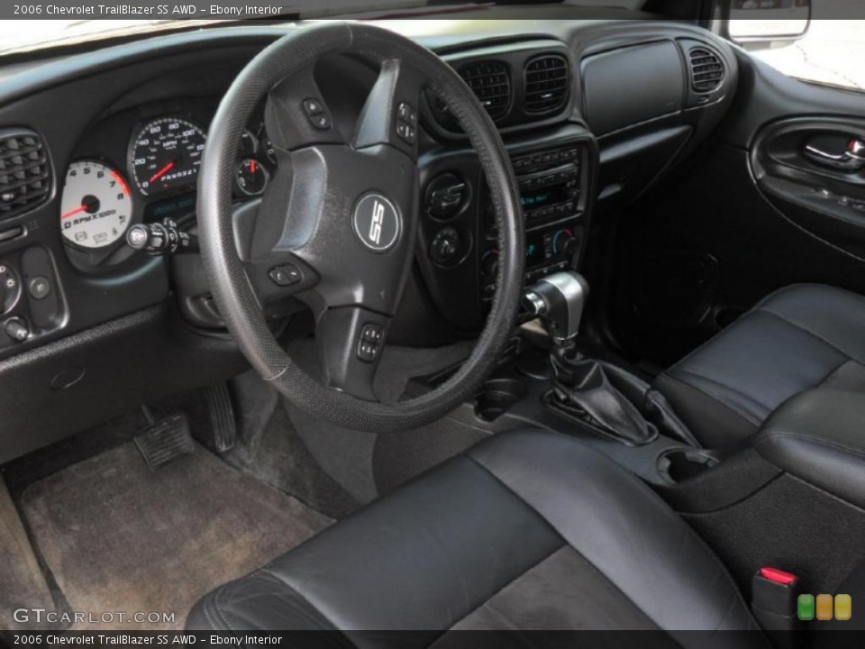 Ebony Interior Dashboard for the 2006 Chevrolet TrailBlazer SS AWD #46971291