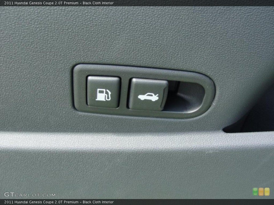 Black Cloth Interior Controls for the 2011 Hyundai Genesis Coupe 2.0T Premium #46974588