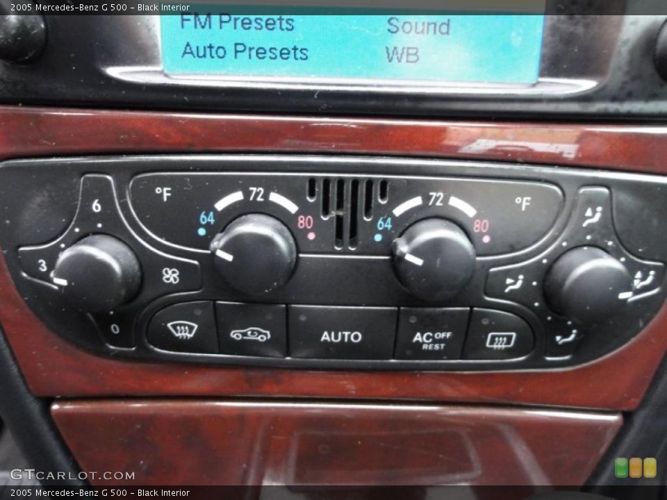 Black Interior Controls for the 2005 Mercedes-Benz G 500 #46974834