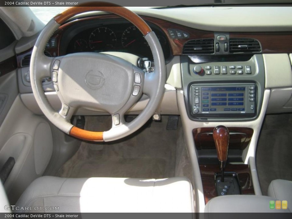 Shale Interior Dashboard for the 2004 Cadillac DeVille DTS #46975476