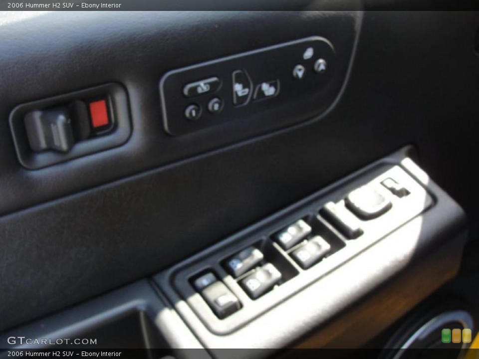 Ebony Interior Controls for the 2006 Hummer H2 SUV #46979016