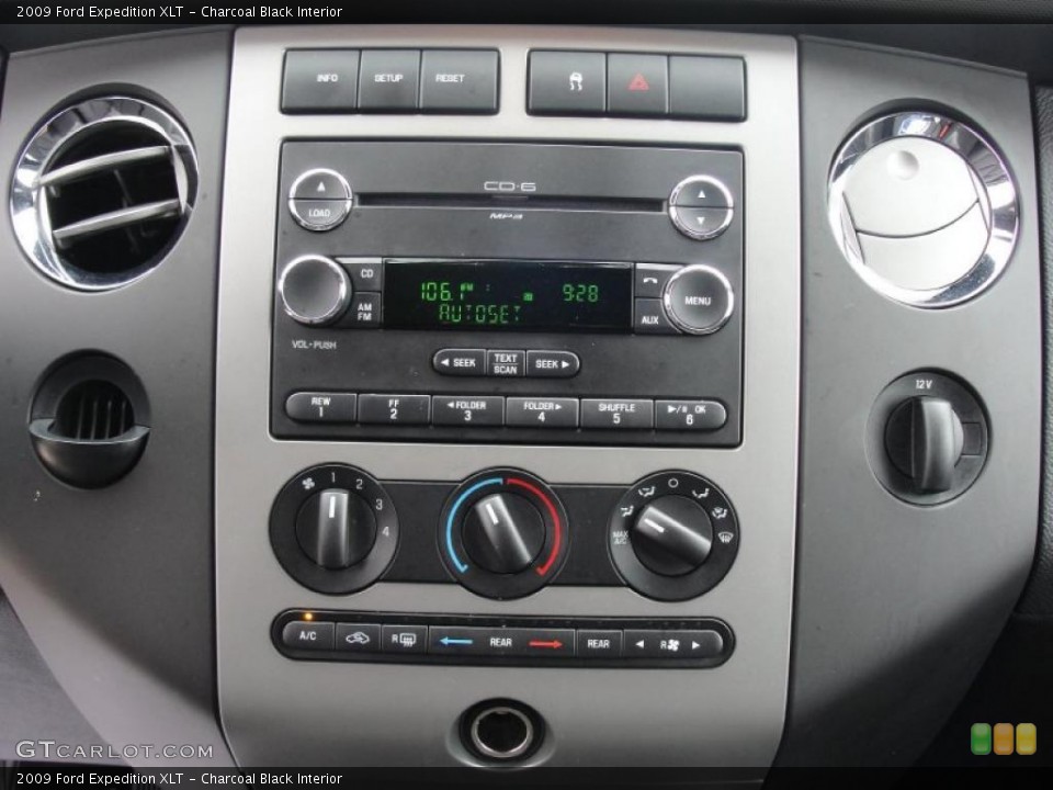 Charcoal Black Interior Controls for the 2009 Ford Expedition XLT #46981416