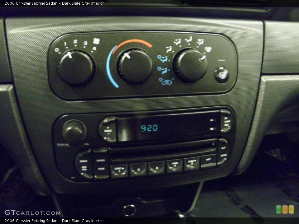 Dark Slate Gray Interior Controls for the 2006 Chrysler Sebring Sedan #46983162