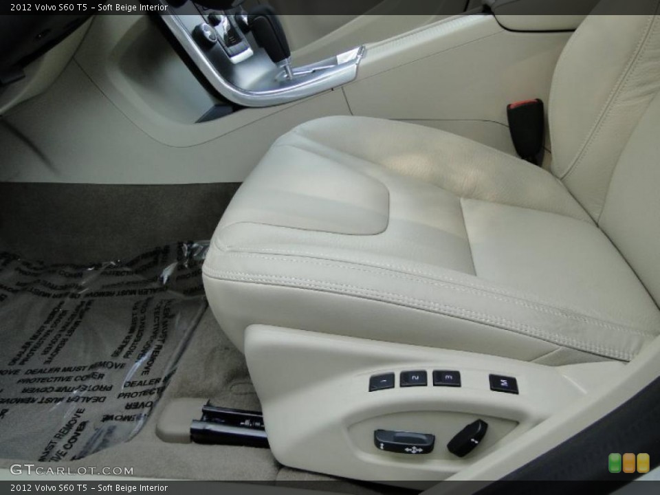 Soft Beige Interior Controls for the 2012 Volvo S60 T5 #46991379