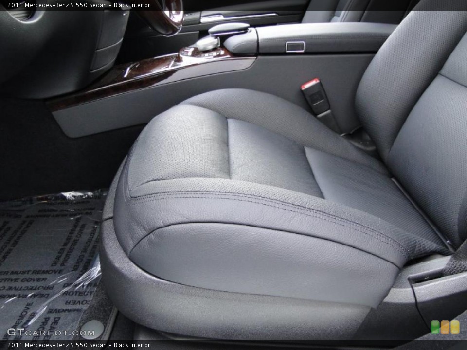 Black Interior Photo for the 2011 Mercedes-Benz S 550 Sedan #46992144