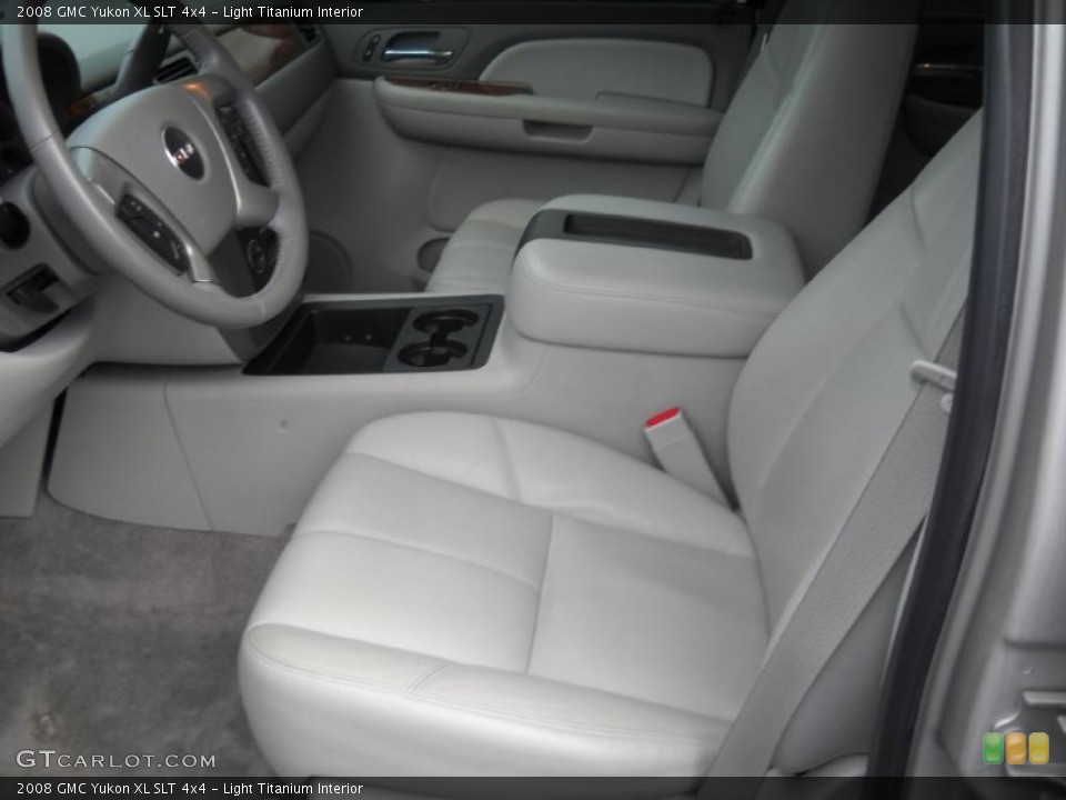 Light Titanium Interior Photo for the 2008 GMC Yukon XL SLT 4x4 #46992528