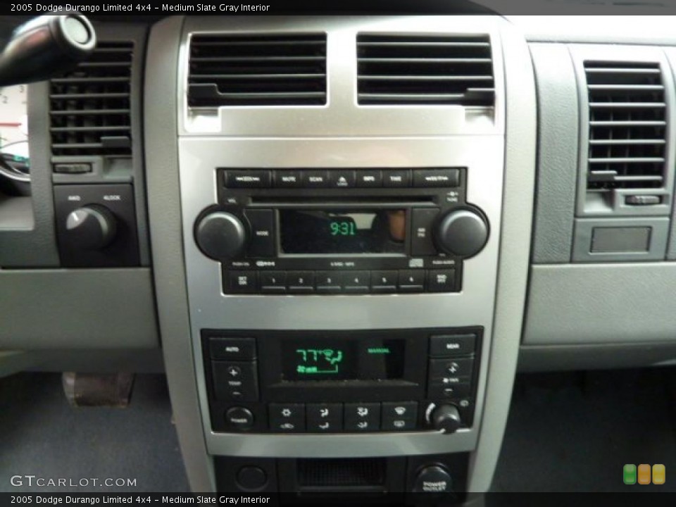 Medium Slate Gray Interior Controls for the 2005 Dodge Durango Limited 4x4 #46993890