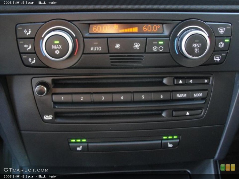 Black Interior Controls for the 2008 BMW M3 Sedan #46996977