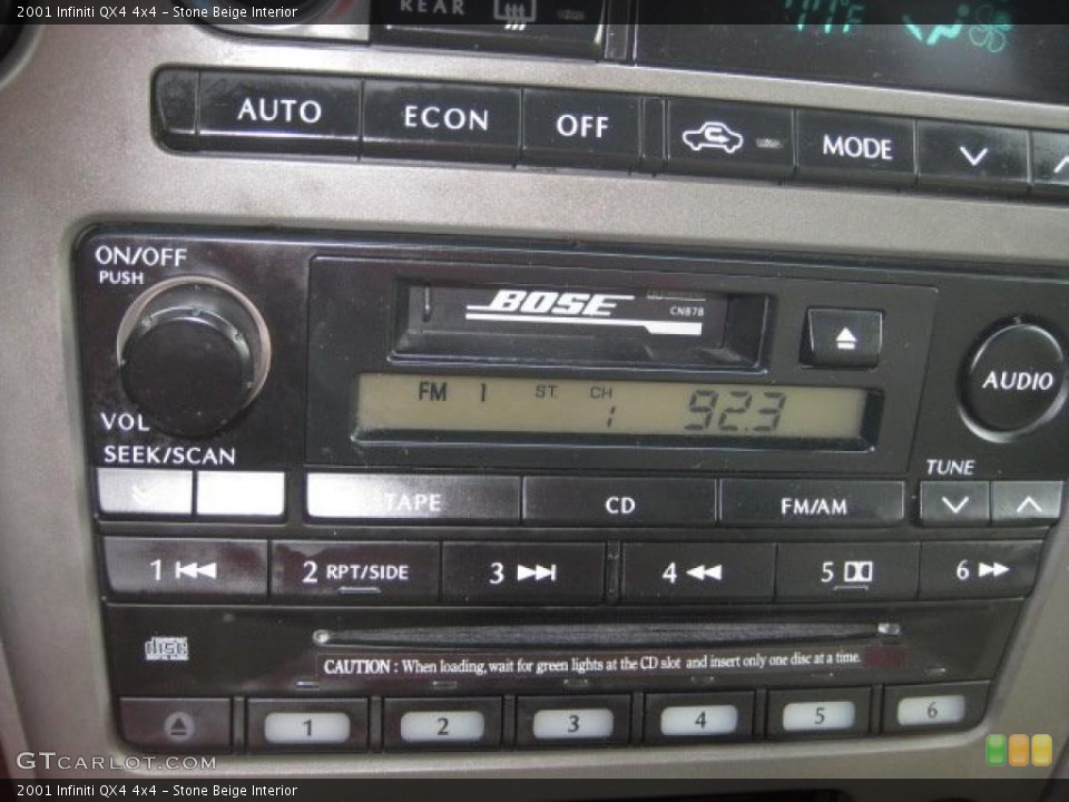 Stone Beige Interior Controls for the 2001 Infiniti QX4 4x4 #47001468