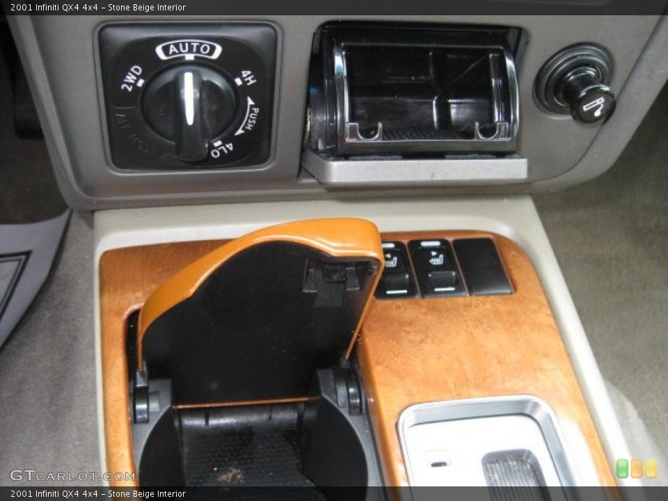 Stone Beige Interior Controls for the 2001 Infiniti QX4 4x4 #47001483