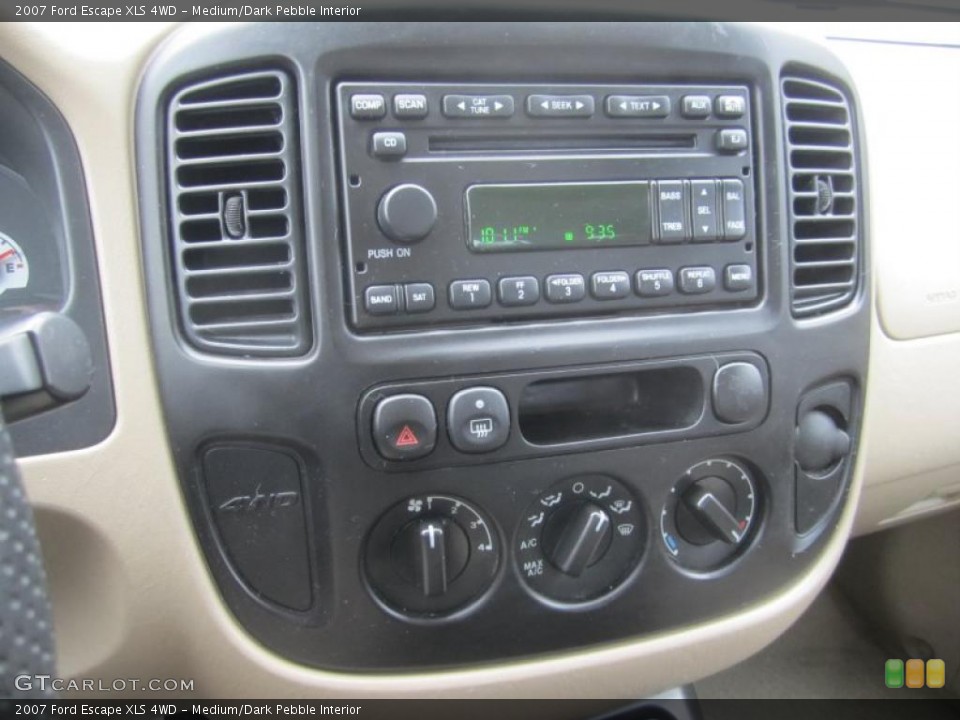 Medium/Dark Pebble Interior Controls for the 2007 Ford Escape XLS 4WD #47002059