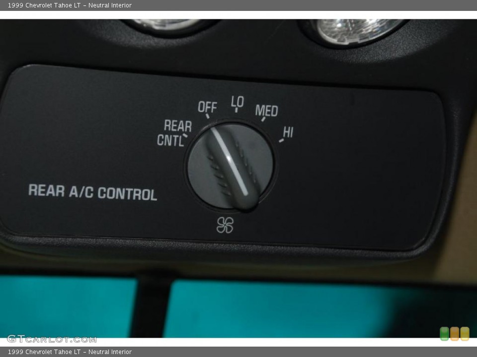 Neutral Interior Controls for the 1999 Chevrolet Tahoe LT #47002074