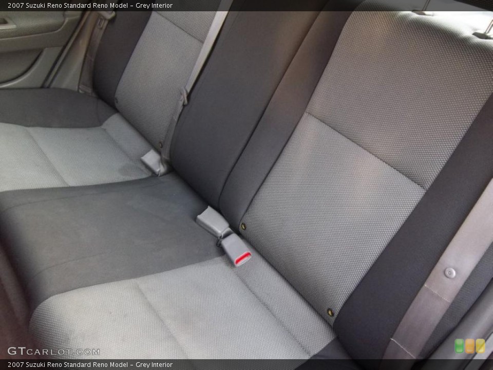 Grey Interior Photo for the 2007 Suzuki Reno  #47002158