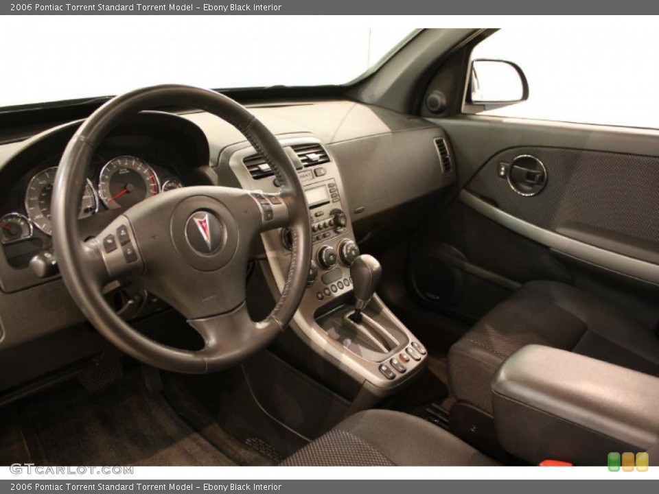Ebony Black Interior Photo for the 2006 Pontiac Torrent  #47010063