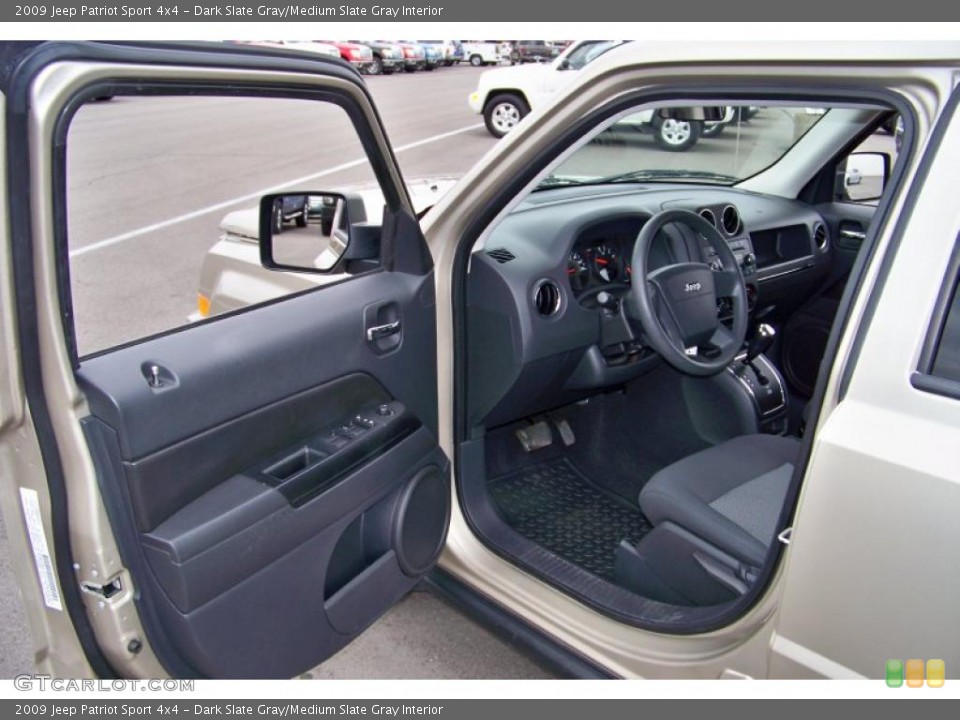 Dark Slate Gray/Medium Slate Gray Interior Photo for the 2009 Jeep Patriot Sport 4x4 #47011614