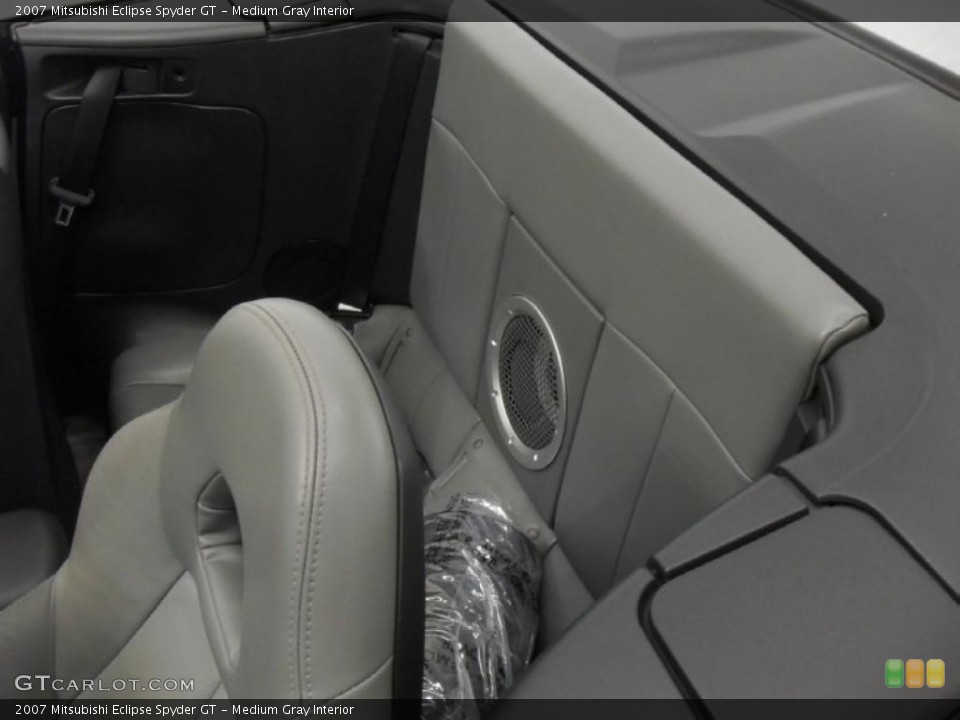Medium Gray Interior Photo for the 2007 Mitsubishi Eclipse Spyder GT #47013954