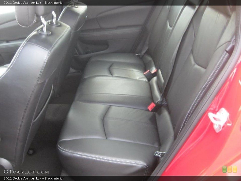 Black Interior Photo for the 2011 Dodge Avenger Lux #47014230