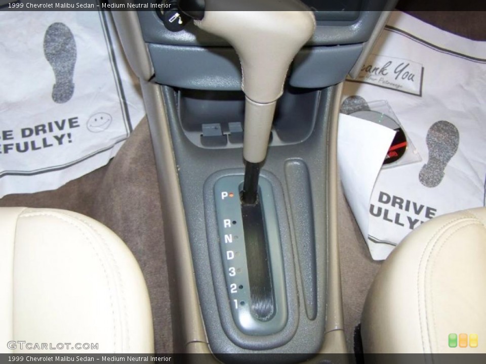 Medium Neutral Interior Transmission for the 1999 Chevrolet Malibu Sedan #47014653