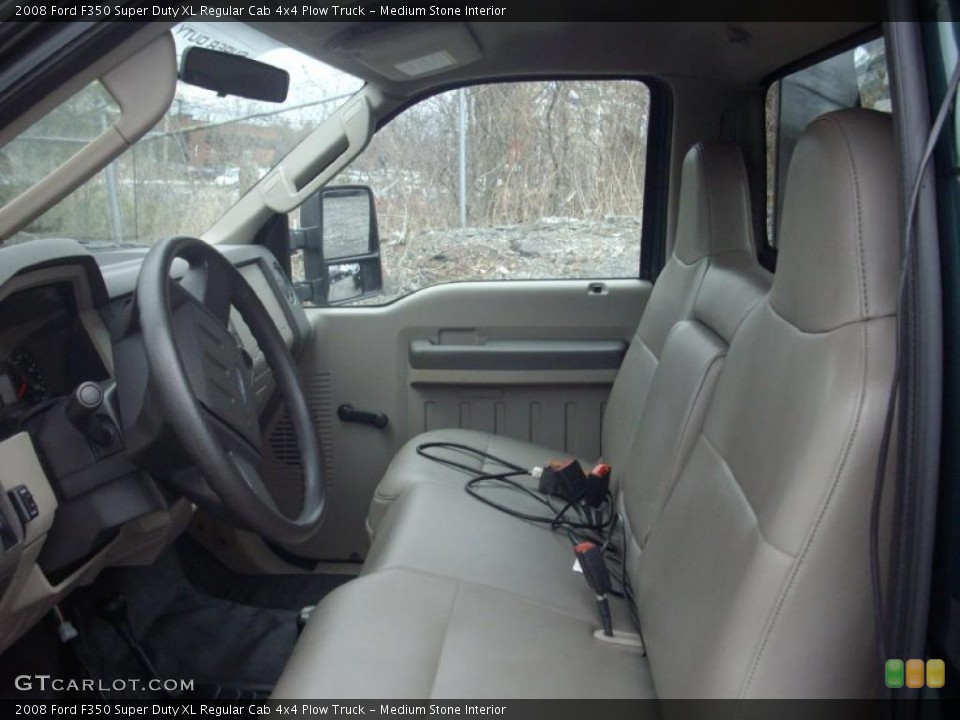 Medium Stone Interior Photo for the 2008 Ford F350 Super Duty XL Regular Cab 4x4 Plow Truck #47014749