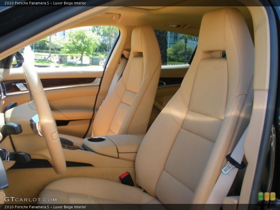 Luxor Beige Interior Photo for the 2010 Porsche Panamera S #47023626