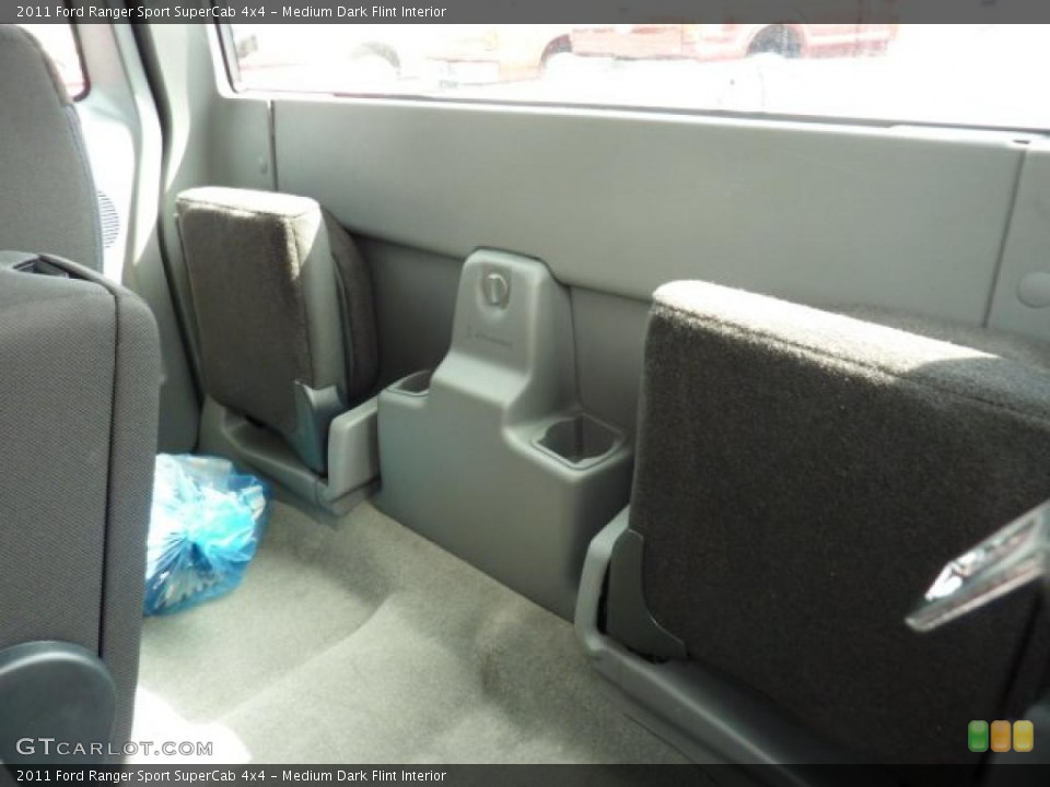 Medium Dark Flint Interior Photo for the 2011 Ford Ranger Sport SuperCab 4x4 #47027295