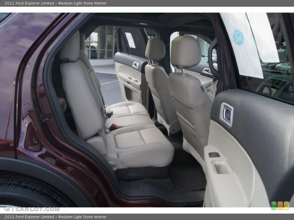 Medium Light Stone Interior Photo for the 2011 Ford Explorer Limited #47035122