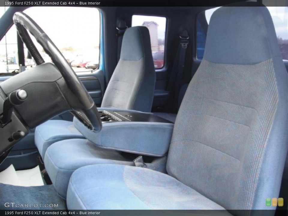 Blue Interior Photo for the 1995 Ford F250 XLT Extended Cab 4x4 #47040729